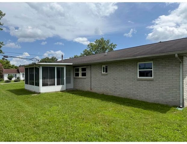 395 Price Circle, Spring City, TN 37381