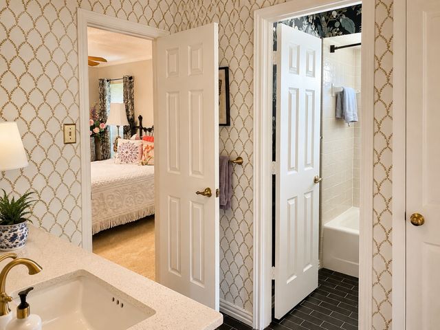 1511 Green Tree Lane, Duncanville, TX 75137