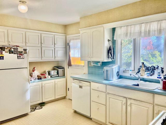 727 E Harvard Ave, El Dorado, KS 67042