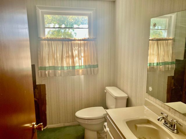 727 E Harvard Ave, El Dorado, KS 67042