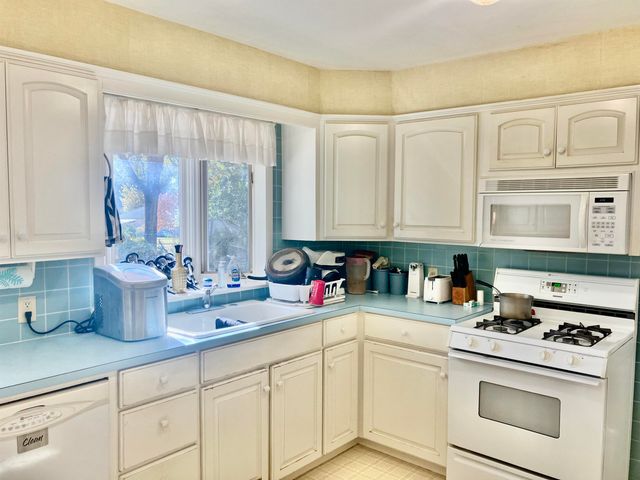 727 E Harvard Ave, El Dorado, KS 67042