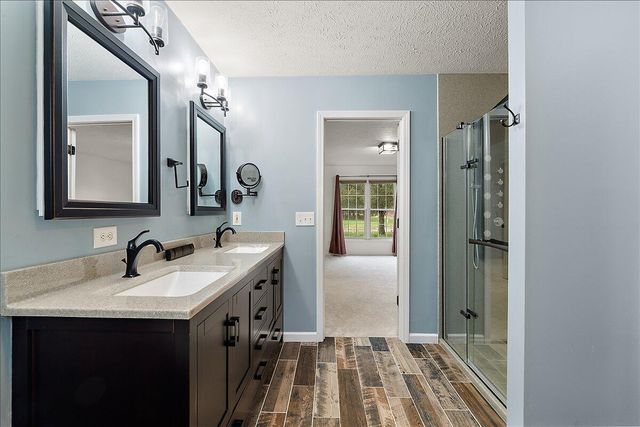 1701 J W Way, Saint Joseph, MI 49085