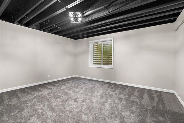 1701 J W Way, Saint Joseph, MI 49085