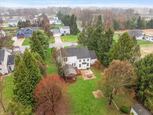 1701 J W Way, Saint Joseph, MI 49085