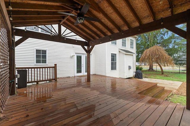 1701 J W Way, Saint Joseph, MI 49085