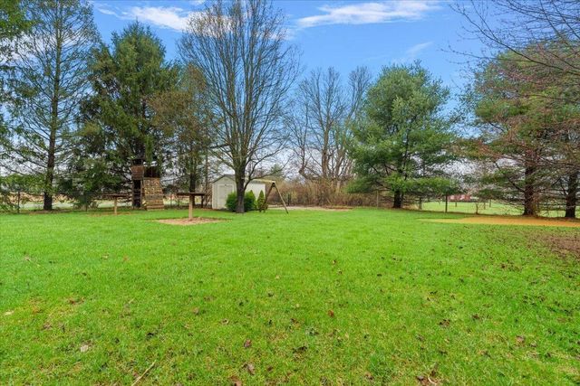 1701 J W Way, Saint Joseph, MI 49085