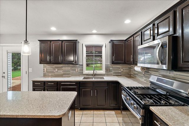 1701 J W Way, Saint Joseph, MI 49085