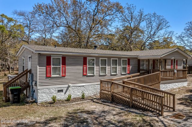 2070 Helmsman Drive SW, Supply, NC 28462