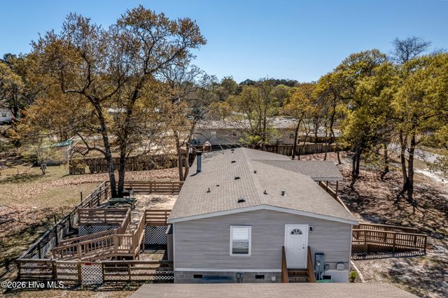2070 Helmsman Drive SW, Supply, NC 28462