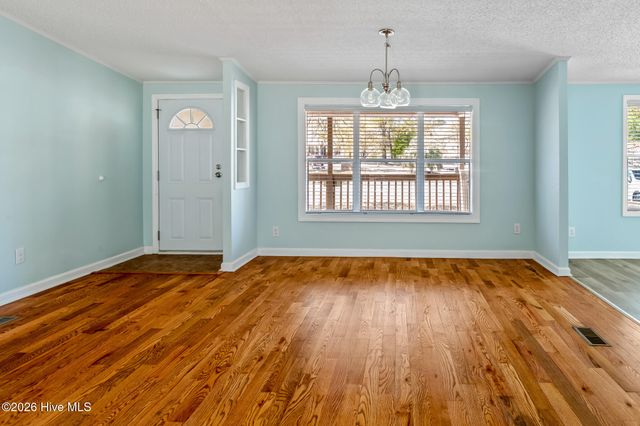 2070 Helmsman Drive SW, Supply, NC 28462