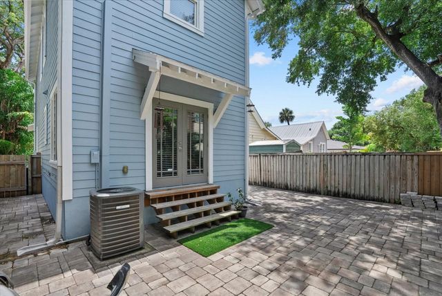 412 E AMELIA AVENUE, Tampa, FL 33602