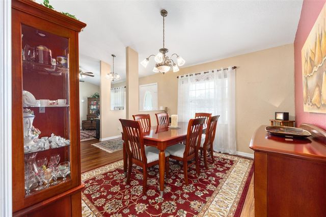 13855 SW HIGHWAY 484, Dunnellon, FL 34432