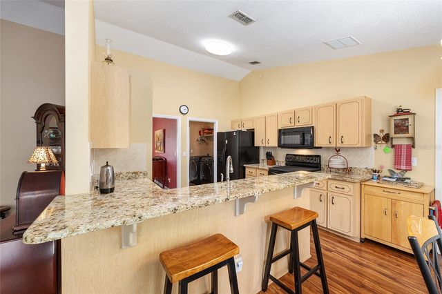 13855 SW HIGHWAY 484, Dunnellon, FL 34432