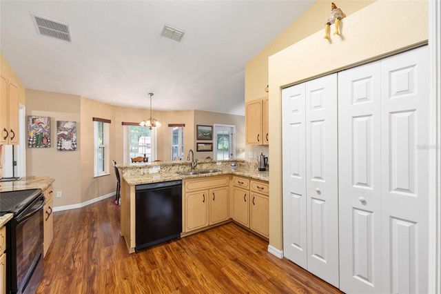 13855 SW HIGHWAY 484, Dunnellon, FL 34432