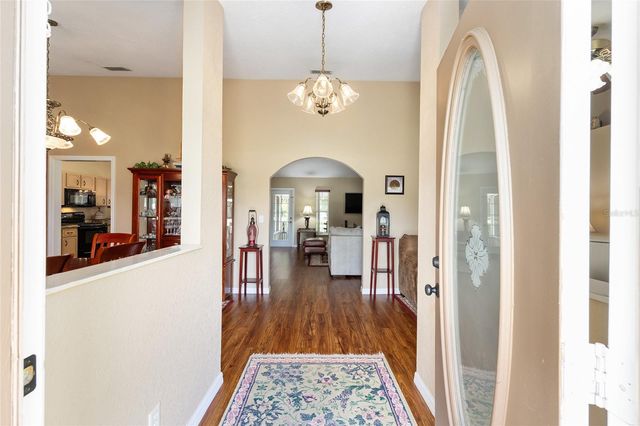 13855 SW HIGHWAY 484, Dunnellon, FL 34432