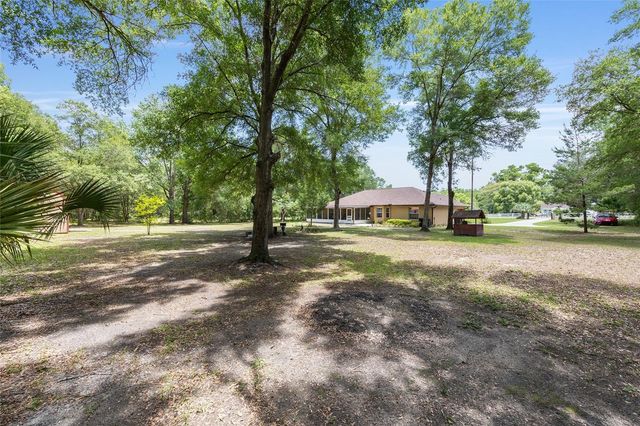 13855 SW HIGHWAY 484, Dunnellon, FL 34432
