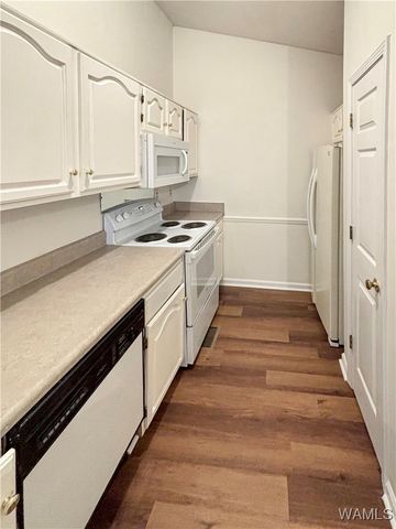 1023 Yellowhammer, Northport, AL 35476