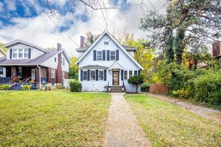 209 Wedgewood Avenue, Cincinnati, OH 45217