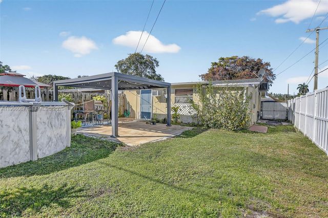 4998 SW 92nd Ter, Cooper City, FL 33328