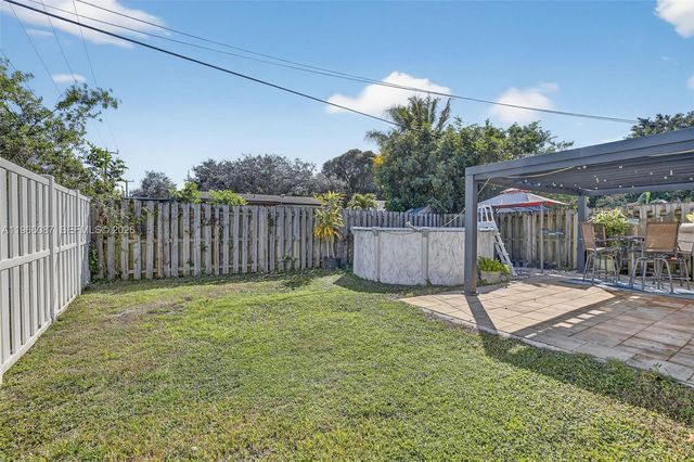 4998 SW 92nd Ter, Cooper City, FL 33328