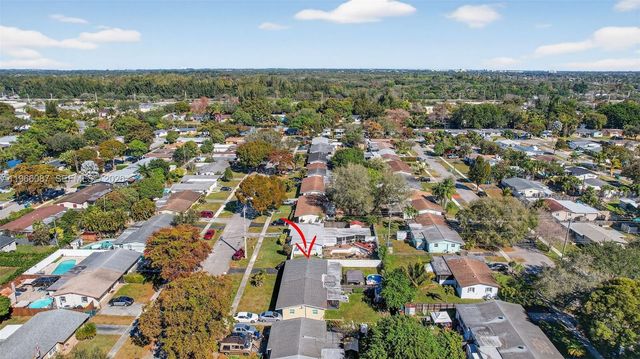 4998 SW 92nd Ter, Cooper City, FL 33328