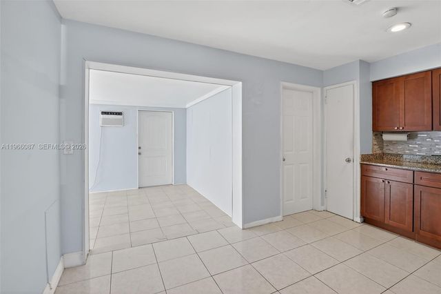 4998 SW 92nd Ter, Cooper City, FL 33328