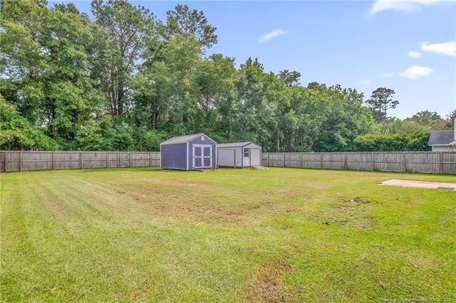 112 Hosta Drive, Raeford, NC 28376