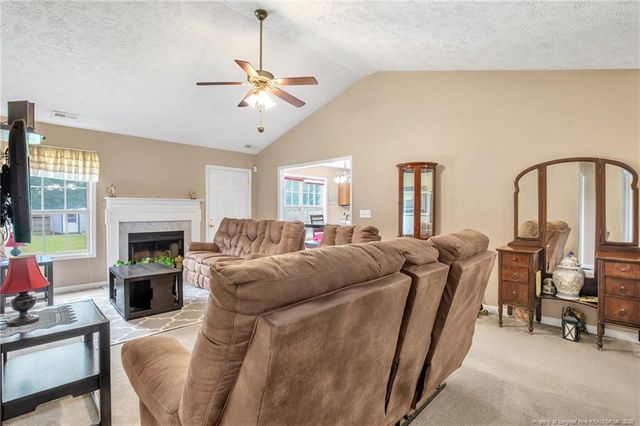 112 Hosta Drive, Raeford, NC 28376