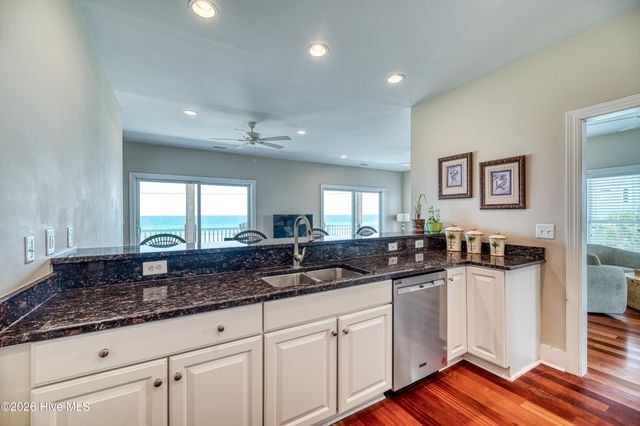 98 Oleander Court, Surf City, NC 28445