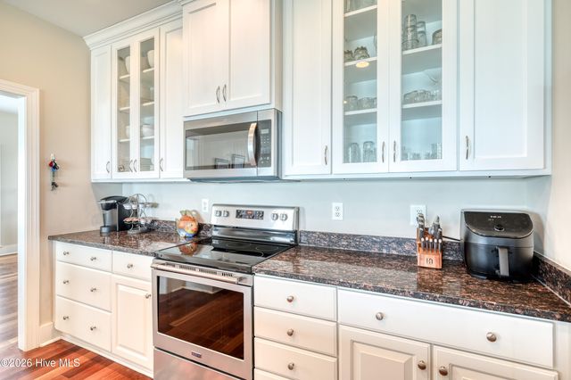 98 Oleander Court, Surf City, NC 28445
