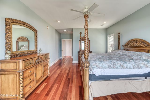 98 Oleander Court, Surf City, NC 28445
