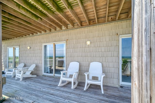 98 Oleander Court, Surf City, NC 28445