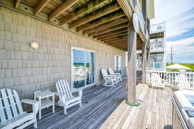 98 Oleander Court, Surf City, NC 28445
