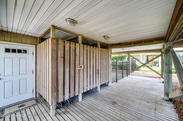 98 Oleander Court, Surf City, NC 28445