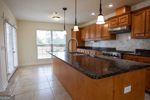 99 Jennifer Lane, Baxley, GA 31513