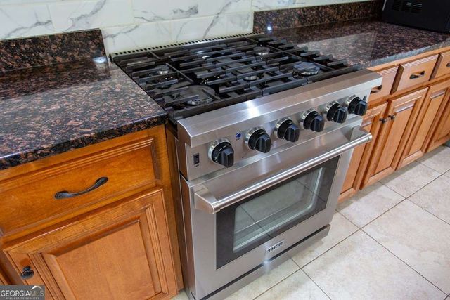 99 Jennifer Lane, Baxley, GA 31513