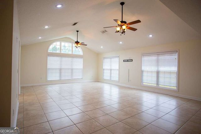 99 Jennifer Lane, Baxley, GA 31513