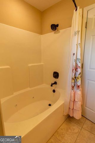 99 Jennifer Lane, Baxley, GA 31513