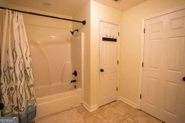 99 Jennifer Lane, Baxley, GA 31513