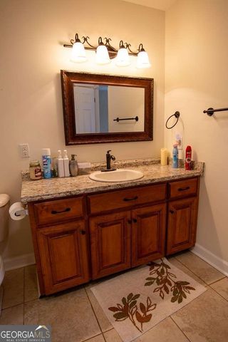 99 Jennifer Lane, Baxley, GA 31513