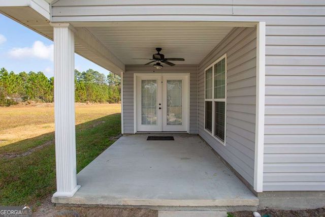 99 Jennifer Lane, Baxley, GA 31513