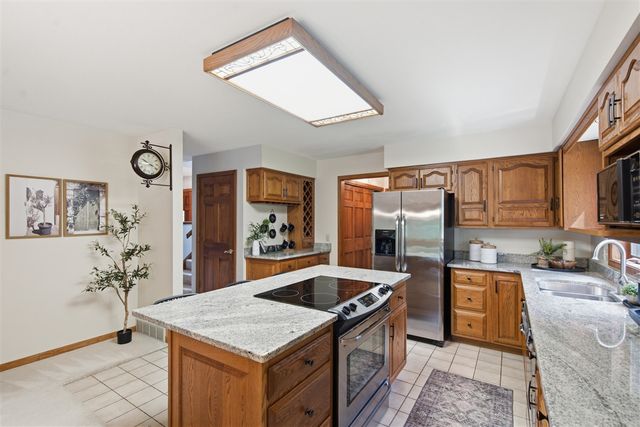 9890 W Q Avenue, Mattawan, MI 49071