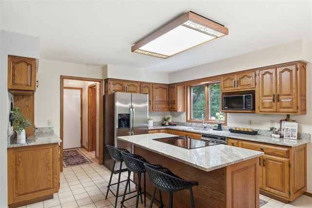 9890 W Q Avenue, Mattawan, MI 49071