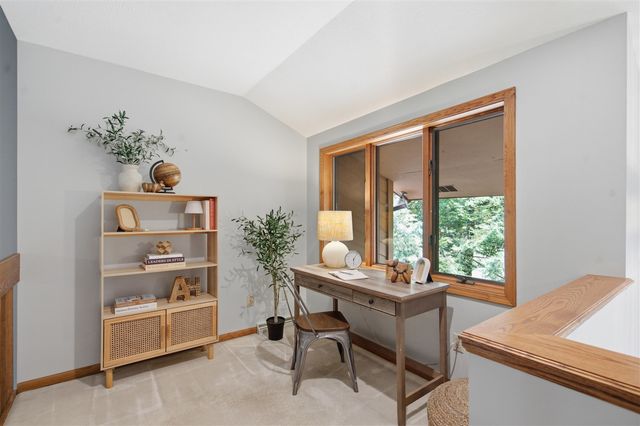 9890 W Q Avenue, Mattawan, MI 49071