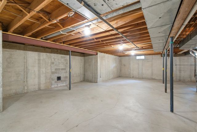 9890 W Q Avenue, Mattawan, MI 49071