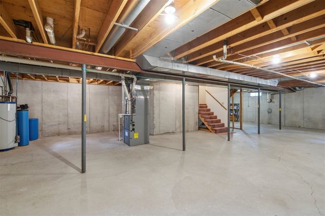9890 W Q Avenue, Mattawan, MI 49071