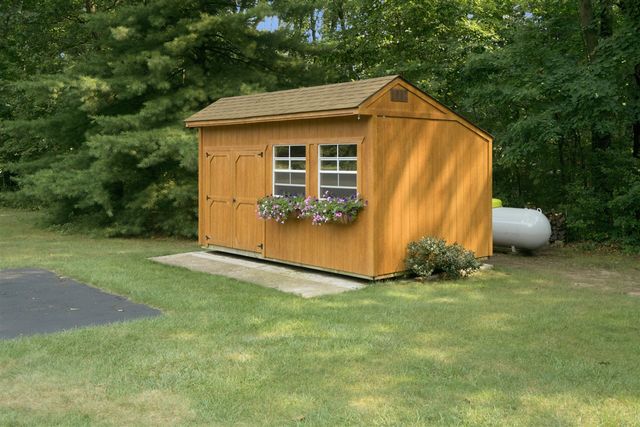 9890 W Q Avenue, Mattawan, MI 49071