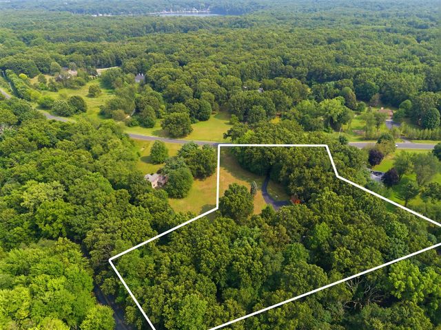9890 W Q Avenue, Mattawan, MI 49071