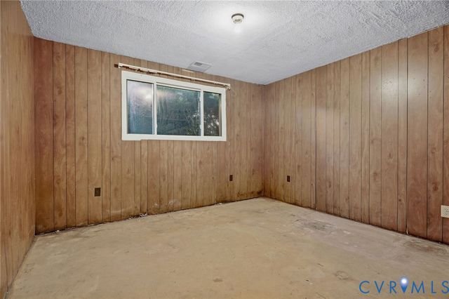 1206 Middleberry Dr, Henrico, VA 23231