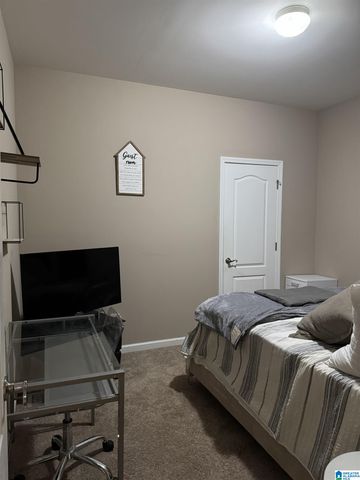 4820 LONGMEADOW LANE, Bessemer, AL 35022